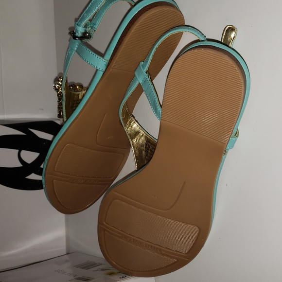 Brand New Nine West Seahorse Jeweled Sandals Size 6 - Picture 6 of 7